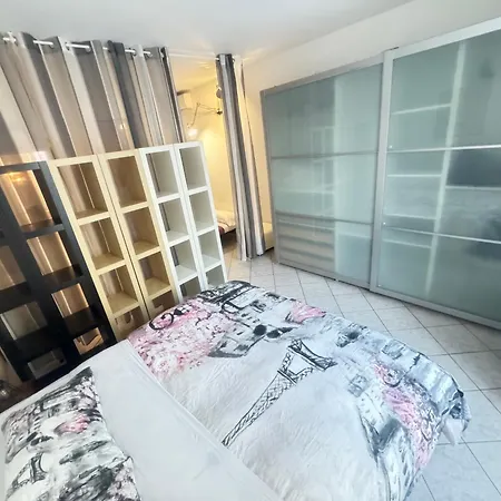 Sunny House Apartment *